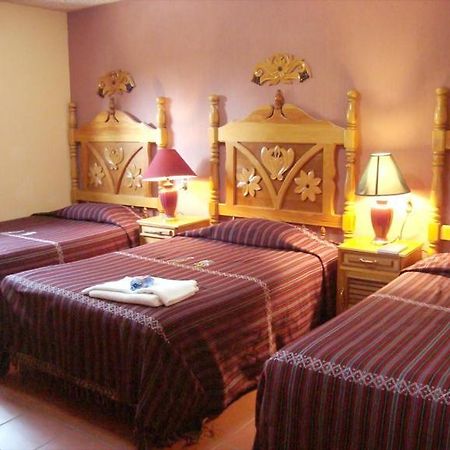 Hotel Y Restaurante Villa Nebaj المظهر الخارجي الصورة